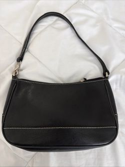 Vintage Coach Black Small Zip-Top Shoulder Bag Silver Hardware Bag Charm