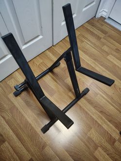 Guitar amplifier stand $25