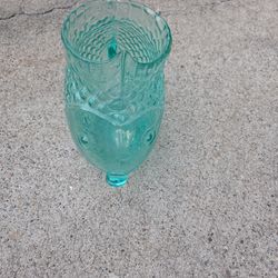 Blue glass fishbowl/vase