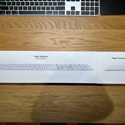 Apple Magic Keyboard & Trackpad