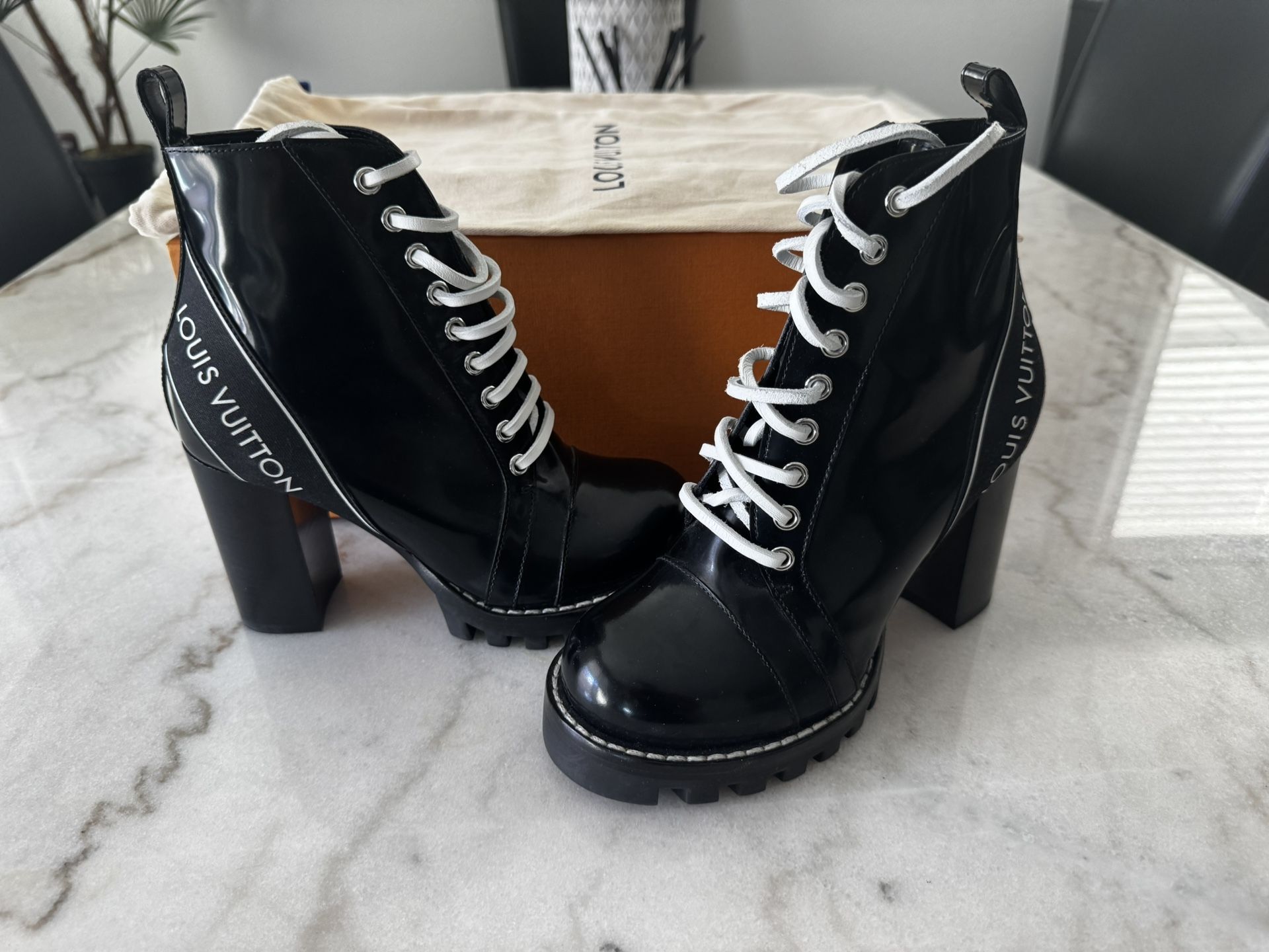Louis Vuitton Star Trail Leather Ankle Boots