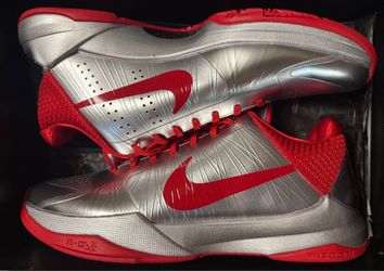 Nike Kobe 5 size 11 “Rookie of the Year “