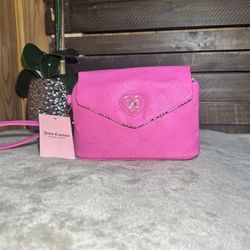 Juicy Couture Wristlet 