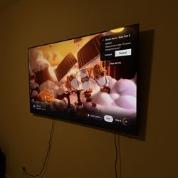 “65 Samsung Crystal UHF AU800 - W/wall Mount