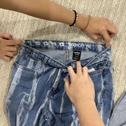 Flared Jeans