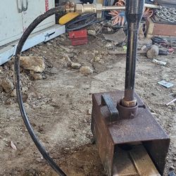 Small Single Burner Blacksmith Forge