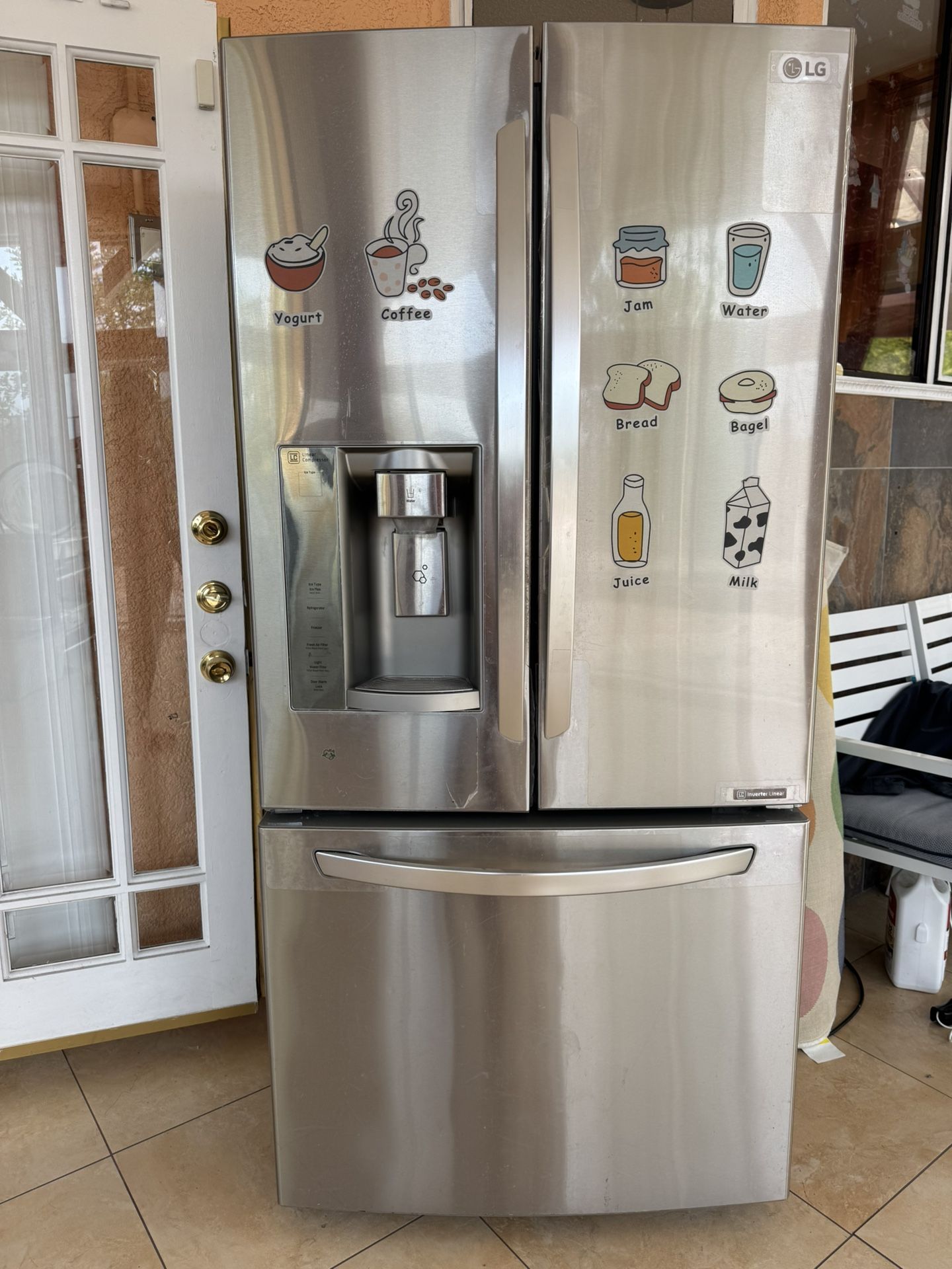LG French Door Refrigerator LFXS24623S