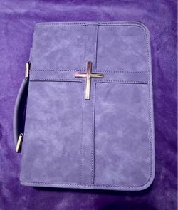 Suede Bible Carrying Case (lavender) barely used.