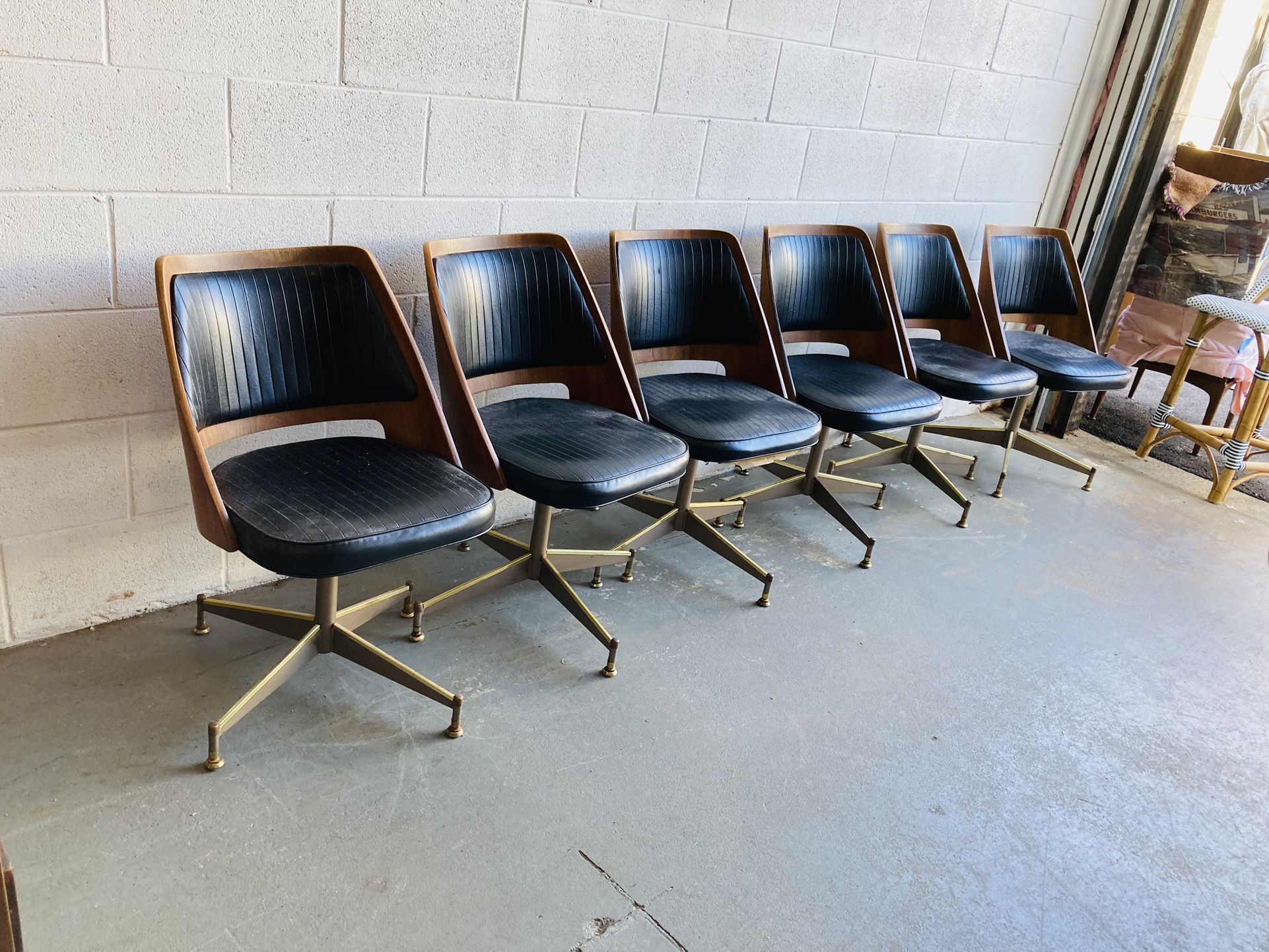 set of 6 Mid Century Modern Brody molded swivel chairs, vintage Dining chairs, excellent! walnut