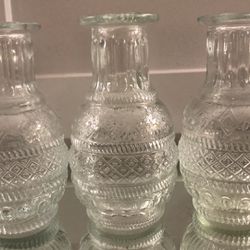 Clear Detailed Design Vintage Glass Round Bud Vase Height 5.25 total count (7) 5 each or 45 all