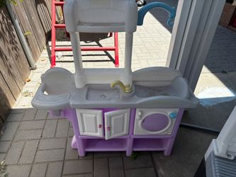 Playhouse toys