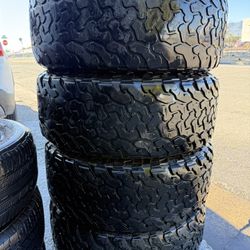 35X12.50R20 4 used tires A/T  