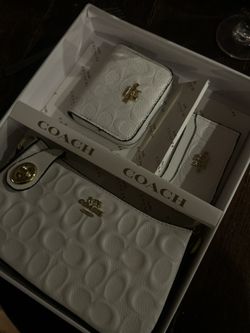 Coach Set