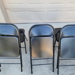 6 Metal Folding Chairs 