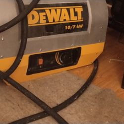 DeWalt Commercial 10/7 kW Heater