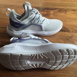 Puma Girls Shoe Size 4