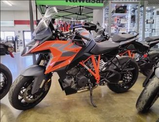 KTM 1290 adventure (Read Description)