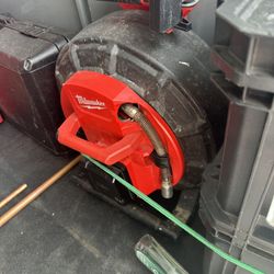 Milwaukee Camera And Locater