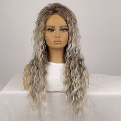 Long Wavy Grey/Brown Wig