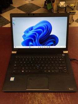 TOSHIBA TOUCHSCREEN LAPTOP COMPUTER 14” TECRA WINDOWS 11 PRO