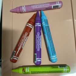 $1.00 Sented Crayola body wash pens Great For Party Bags