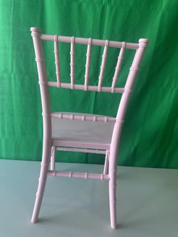 New kid chivalry chair colors available Blue $18 Each