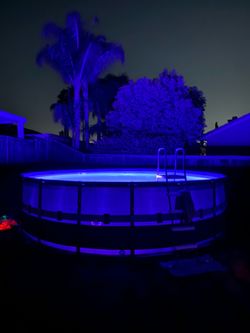 Above ground pool light