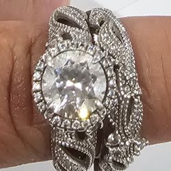 Jeulia Leaf Design Round Cut Sterling Silver Ring Size 8