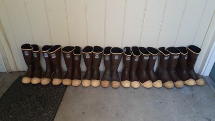 Industrial safety toe boots, used..!