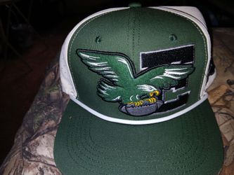 Eagles, hat.