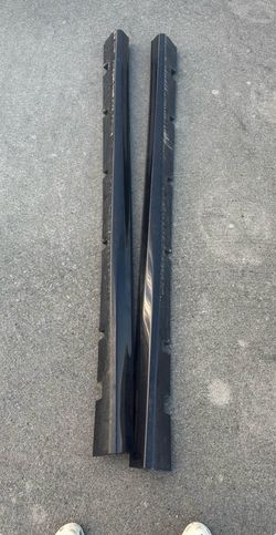 Dodge charger side skirts!!!