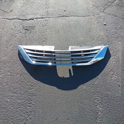 2011-2017 Toyota Sienna Front Grille OEM 