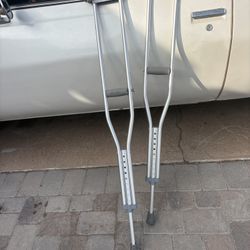 crutches Claremont Mesa