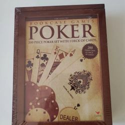 POKER SET 200 PIECES COMPLETE BNIB!