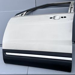 2011 - 2019 FORD EXPLORER FRONT LEFT DRIVER DOOR SHELL  2012 2013 2014 2015 2016 2017 2018 + MOLDING