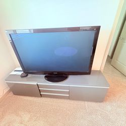 Entertainment unit