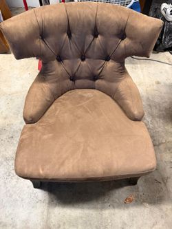 Sitting Chair
