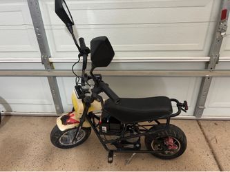 Monster Moto E-Mini (Electric Mini Bike)