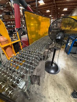 Expandable Skate Wheel Conveyor, Portable Roller Conveyor Section