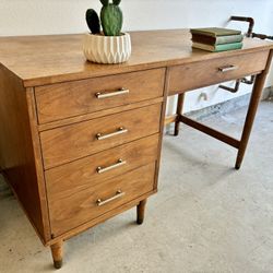 Mid Century Drexel Desk 