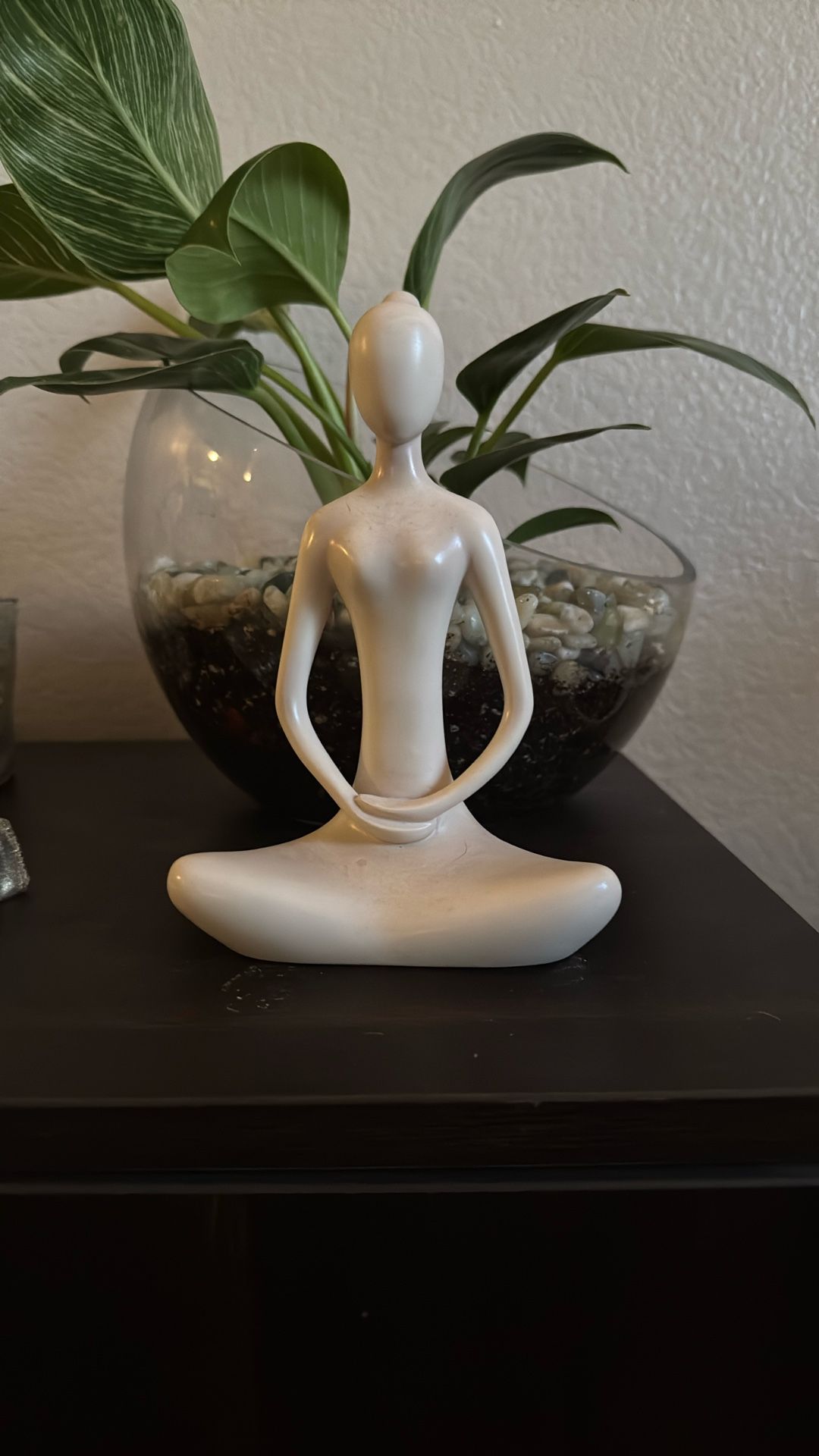Meditation Statue (8” X 4”)