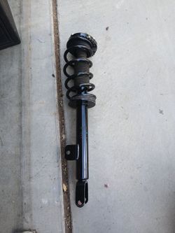 2016 chrysler 300c front strut