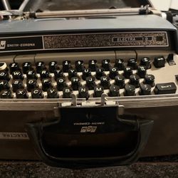 Electra smith-corona typewriter