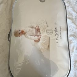 Snuggle Me Infant Lounger 