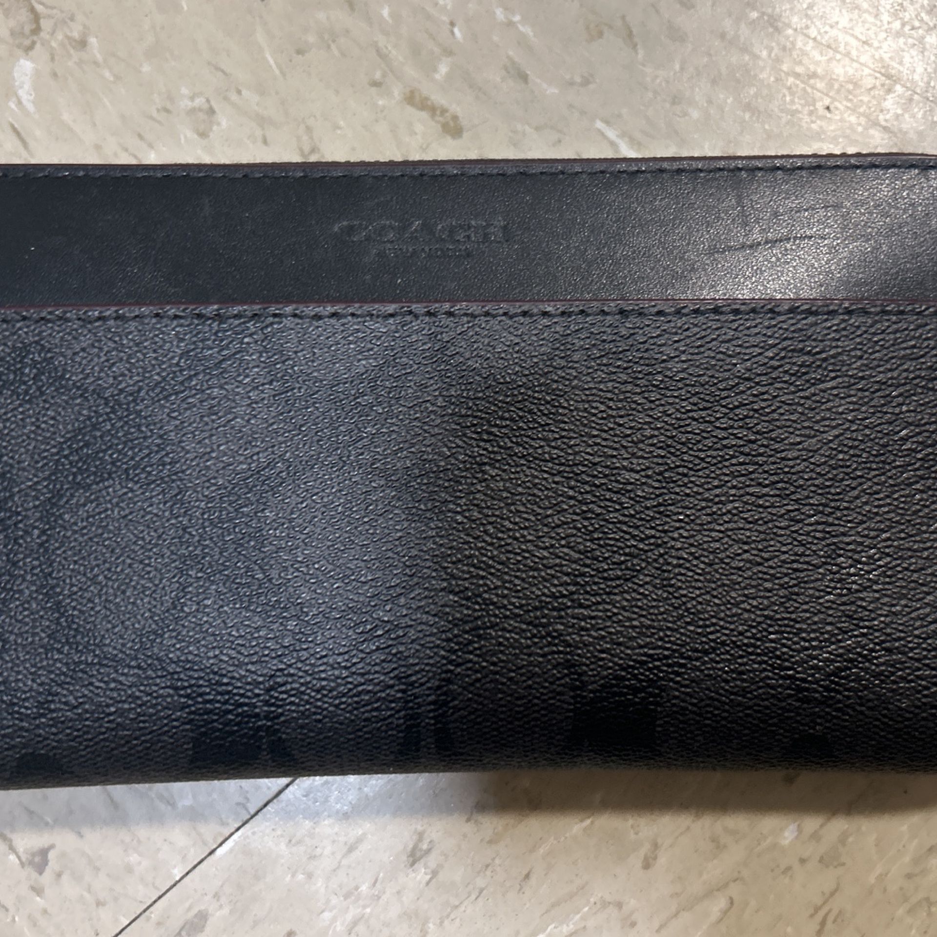 Black Coach Wallet Almost Brand New 