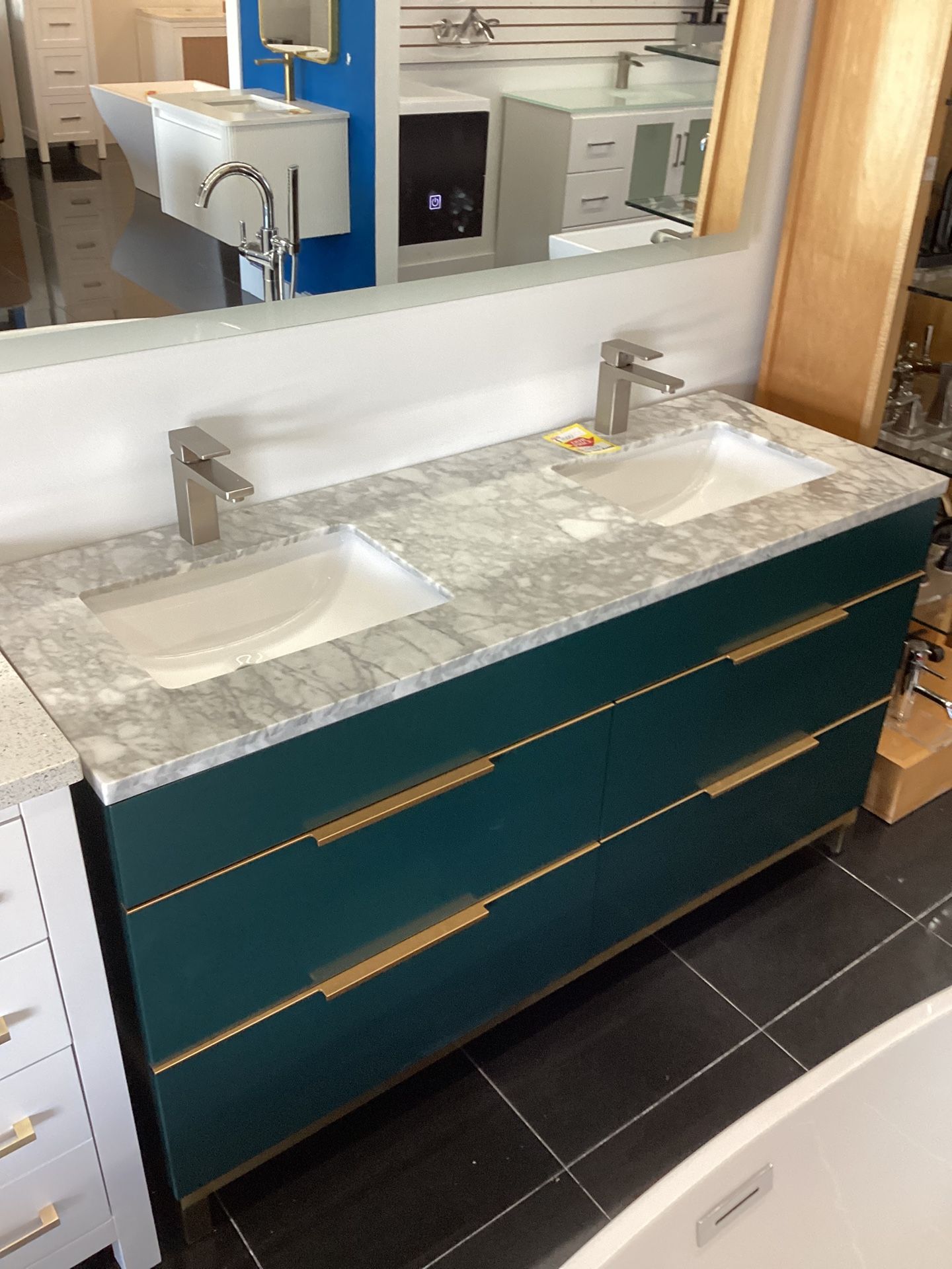 60” Bathroom Vanity New Solid Wood Fully Assembled With