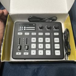 GAMING AUDIO MIXER 