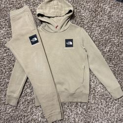 Boys The Northface Outfit