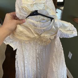 Girls Size 2 Lace And Satin Dress And Matching Hat