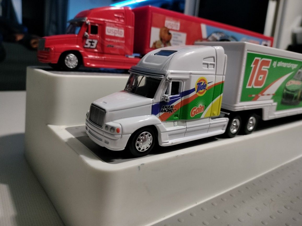 1:64 Scale Semi Trucks Joey Case, Justin Haley